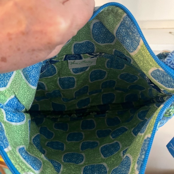 Vera Bradley Doodle Daisy Floral Crossbody Bag - Picture 2 of 9